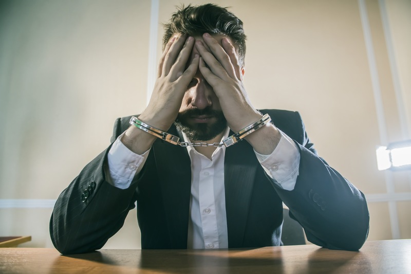 How to Navigate an Arrest Warrant in Florida